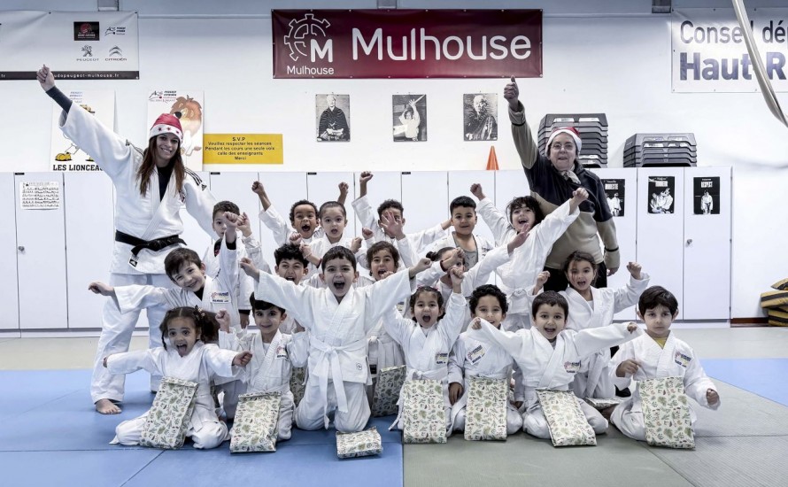 Quand la magie de Noël s’invite sur nos tatamis…