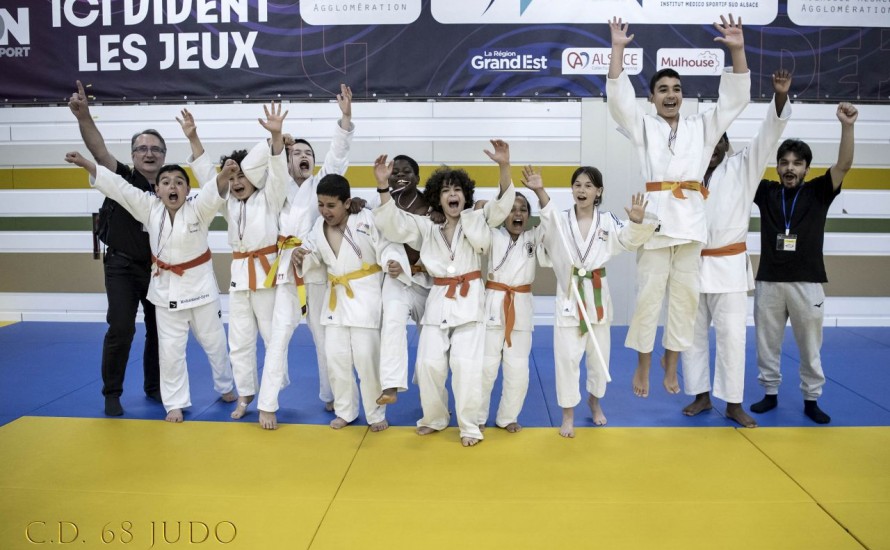 Finale par équipes de districts